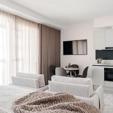 Design Rent Family Apartmán *